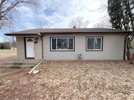 featured image of 2944 Albert St N