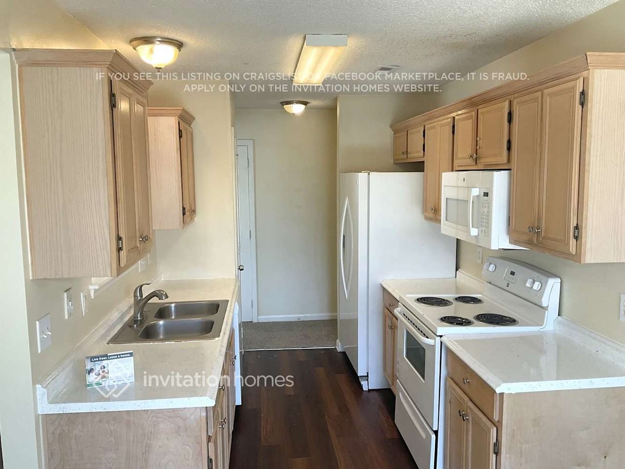 10908 White Stag Dr - Photo 3 of 11