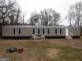 featured image of 172 Boyd Dr Unit 1