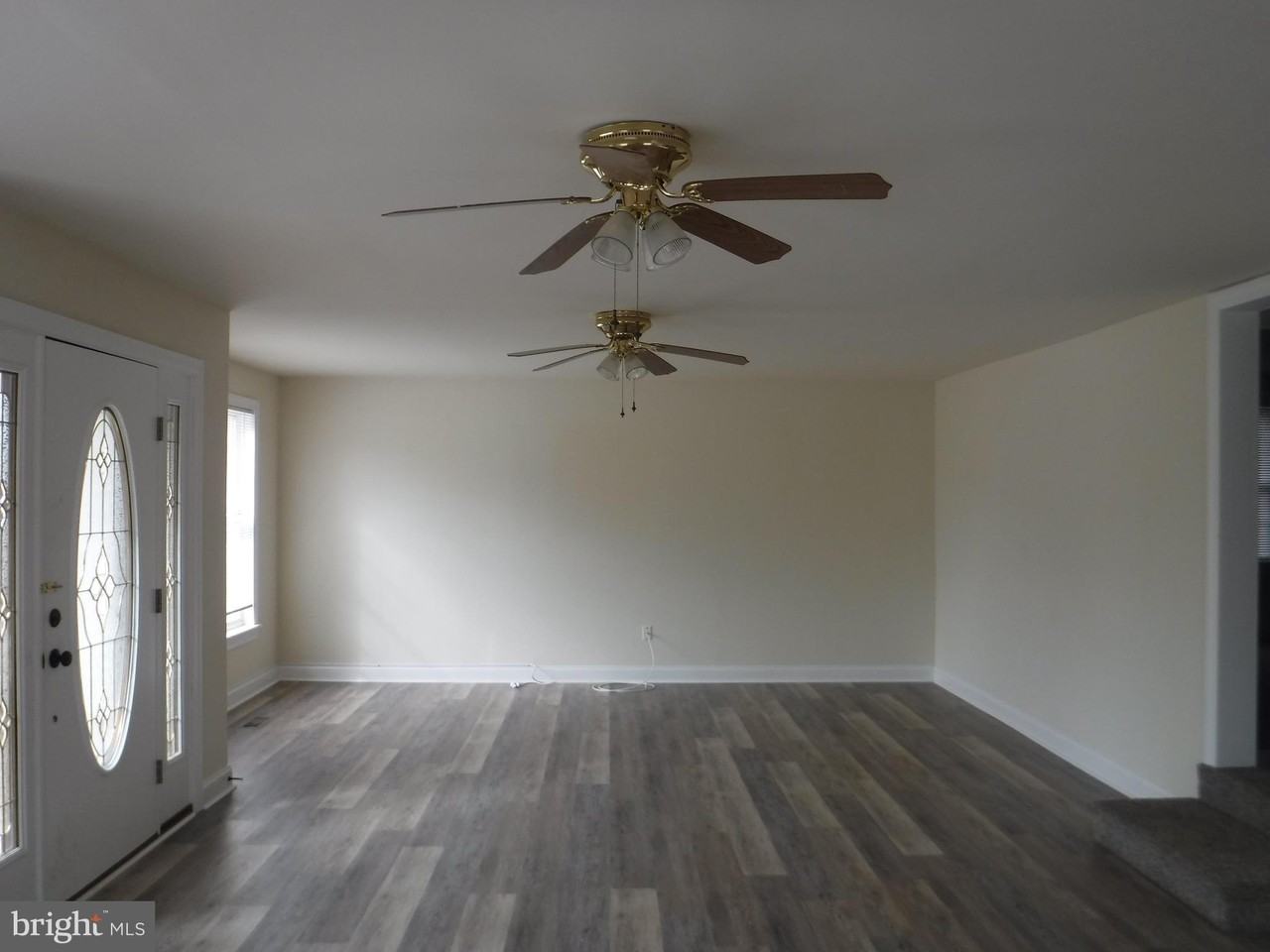 10051 Dupont Blvd - Photo 4 of 24