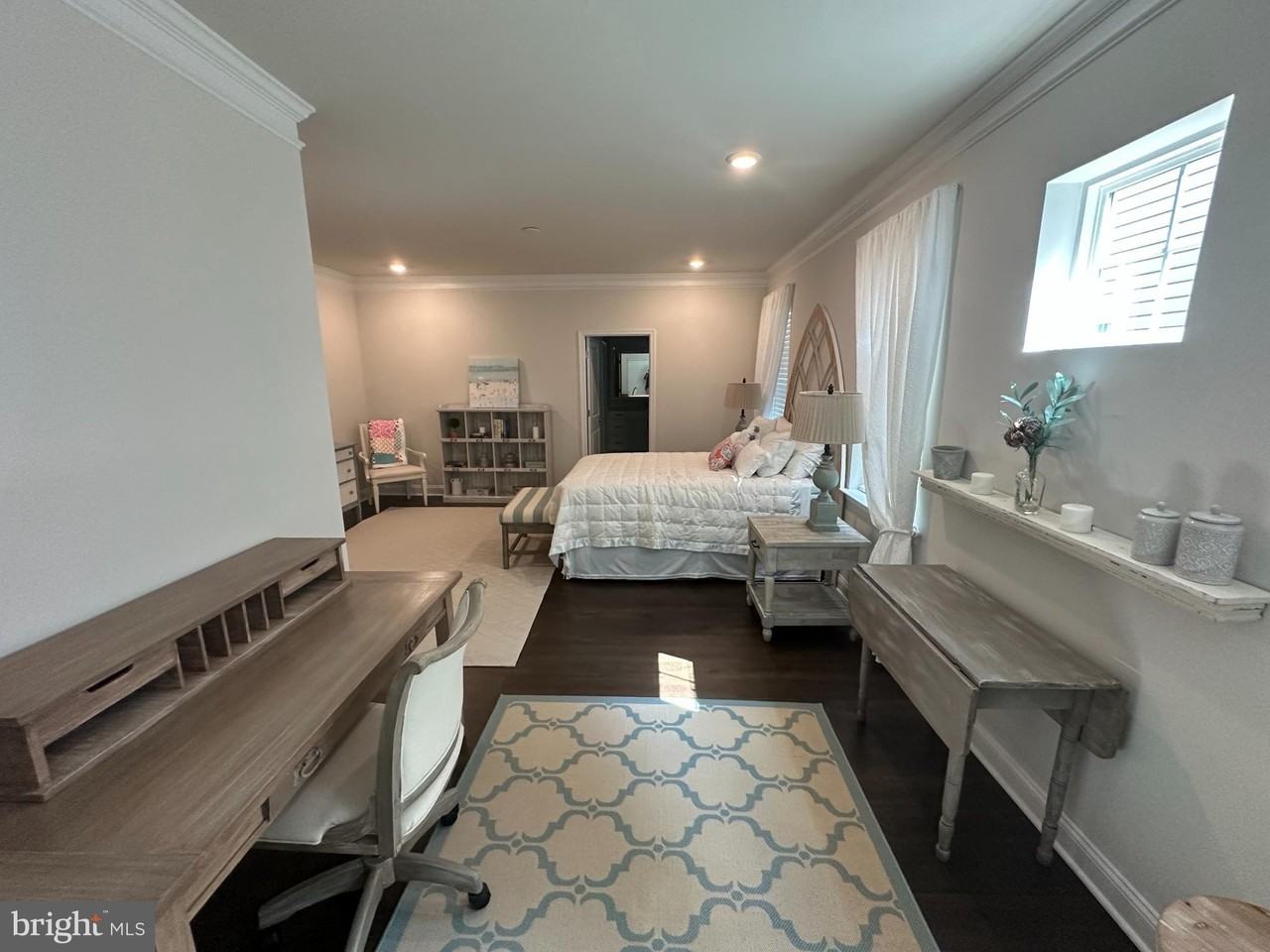 21024 Stillwater Dr Unit Sf13 - Photo 4 of 6