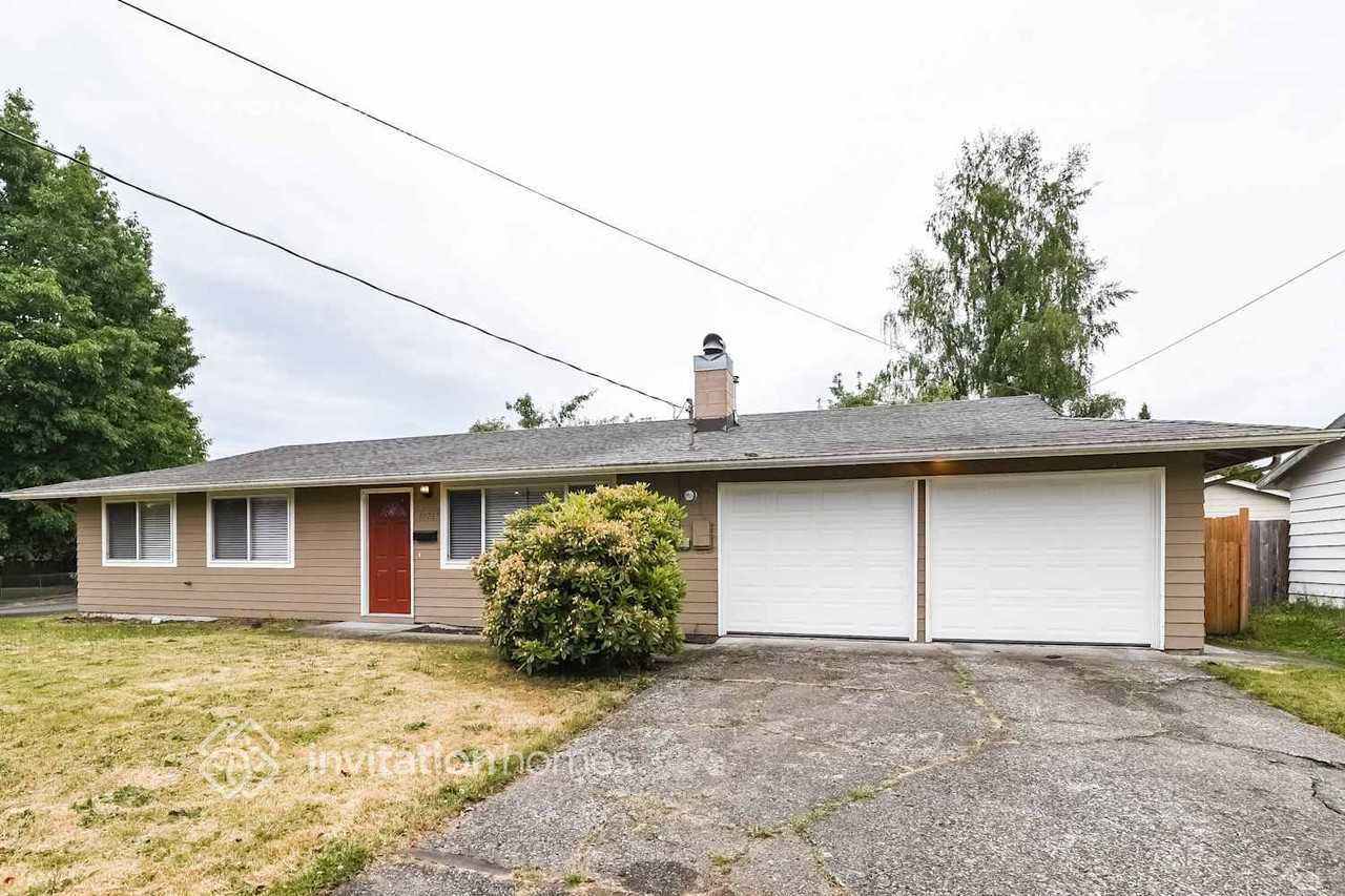 11717 Se 165th St - Photo 2 of 13