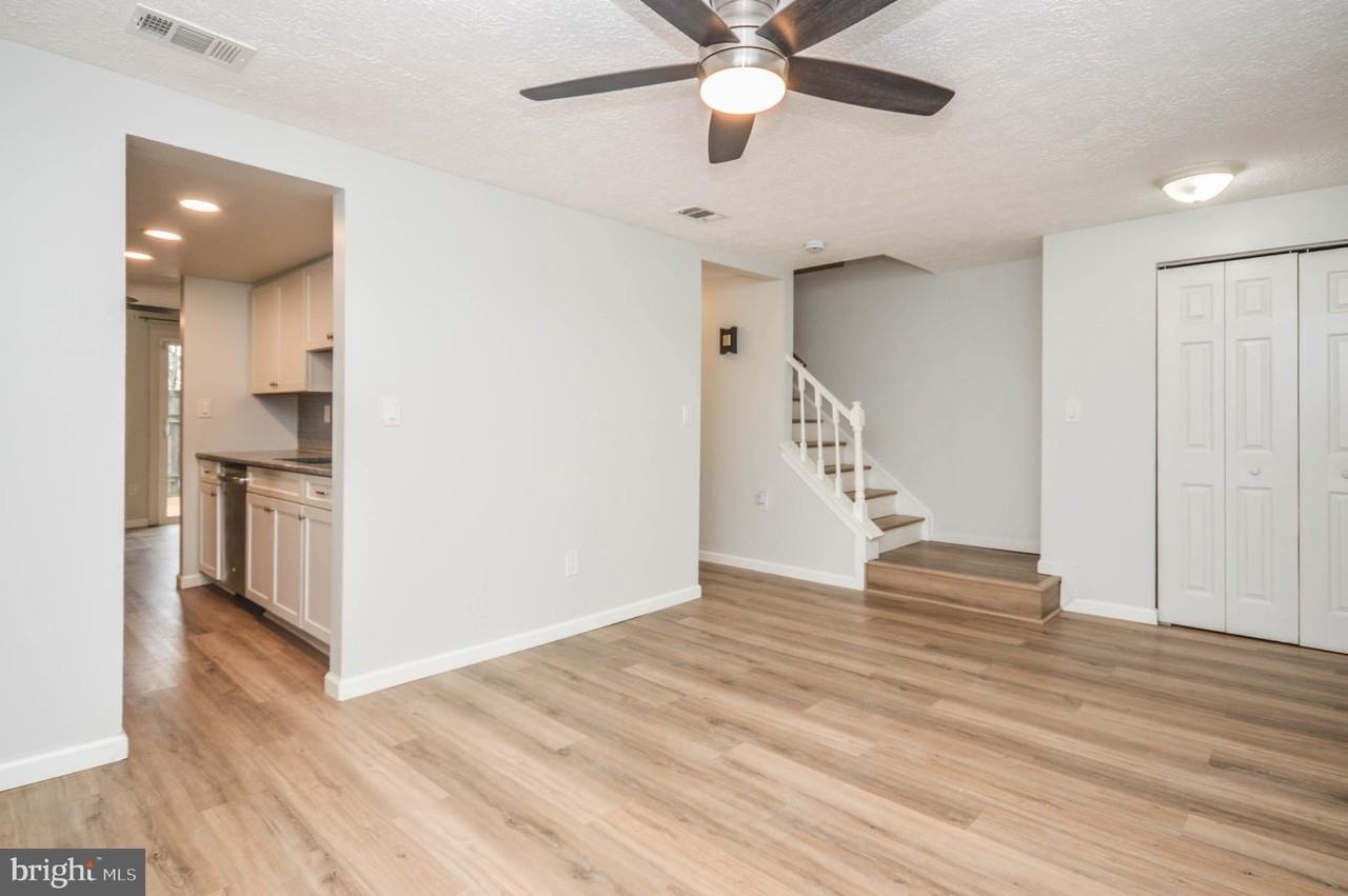 12521 Laurel Grove Pl - Photo 3 of 35