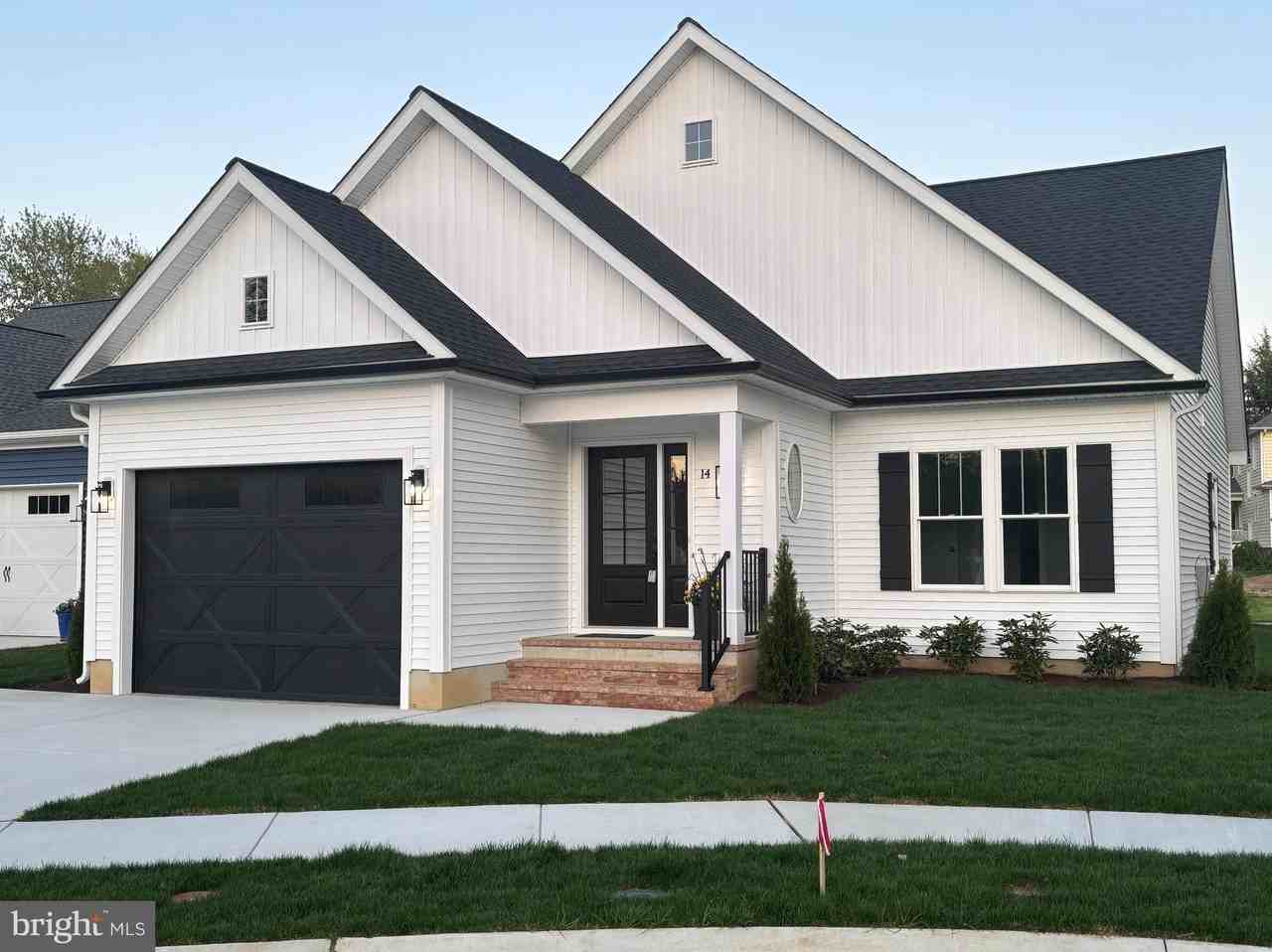 14 Sandy Ln - Photo 2 of 30