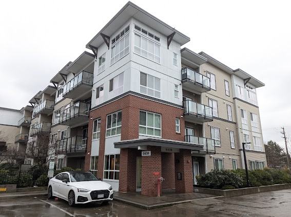 6438 195A Street #113 - Photo 2 of 11