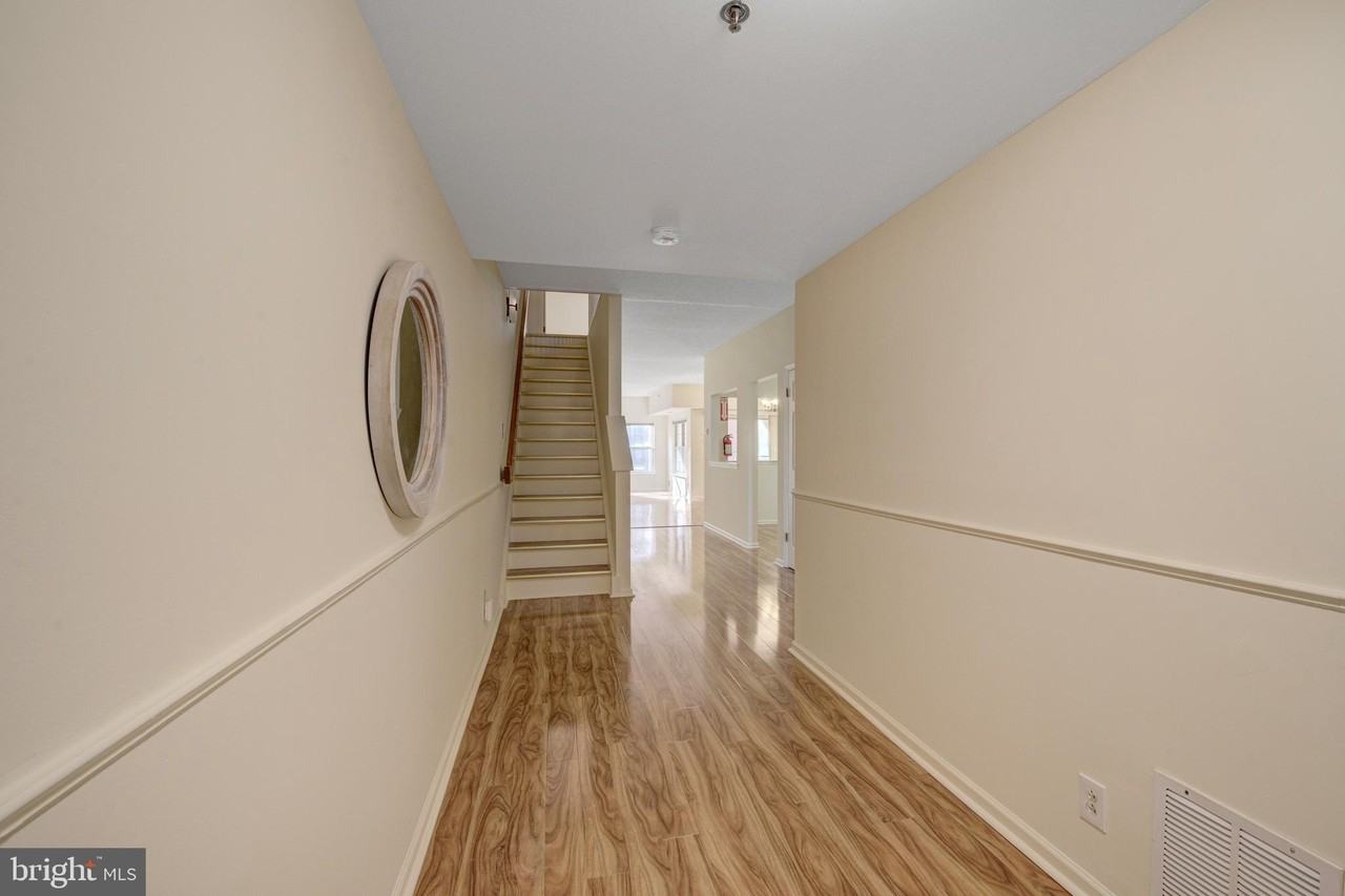 6146 Main St - Photo 3 of 40