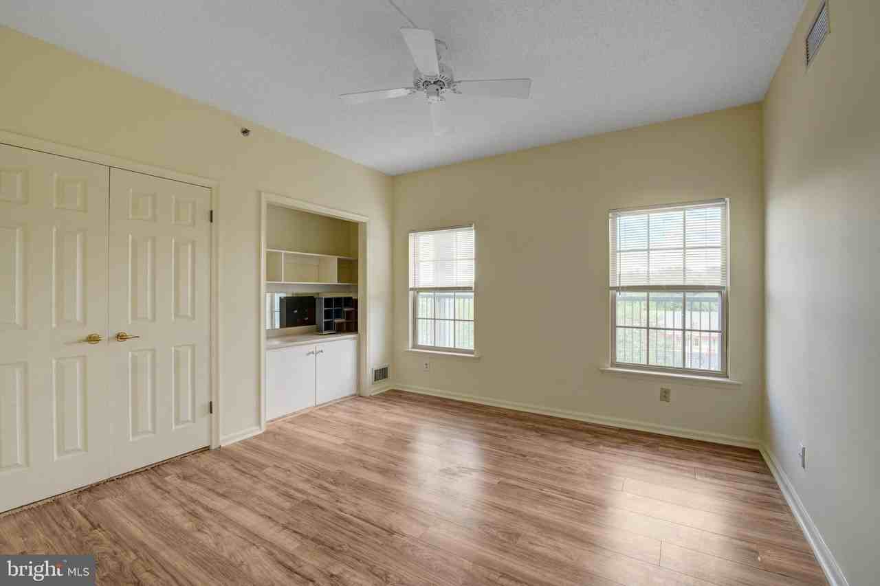 6146 Main St - Photo 5 of 40