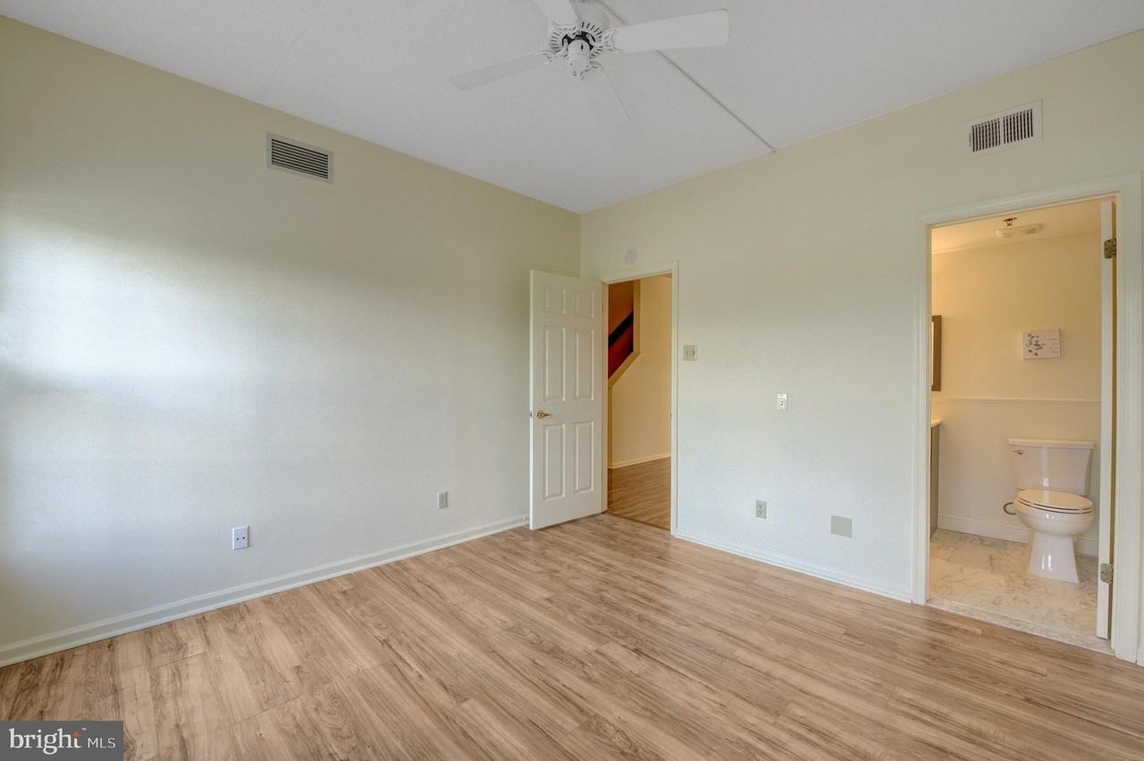 6146 Main St - Photo 6 of 40