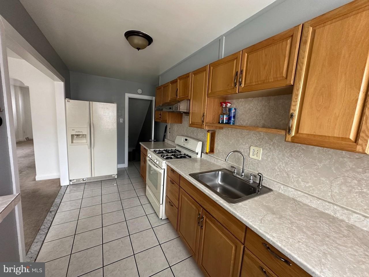 6723 Leonard St - Photo 6 of 8