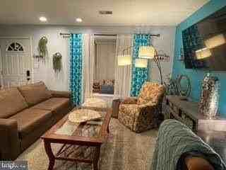 150 Buckingham Dr - Photo 5 of 35