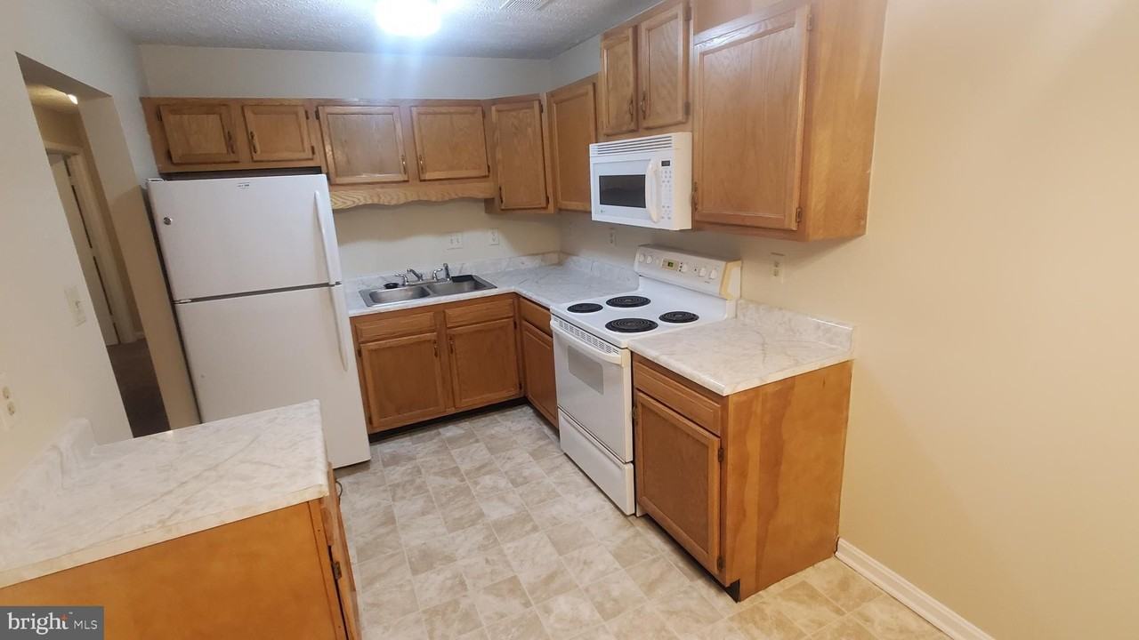 1290 Ox Rd Unit E3 - Photo 2 of 7