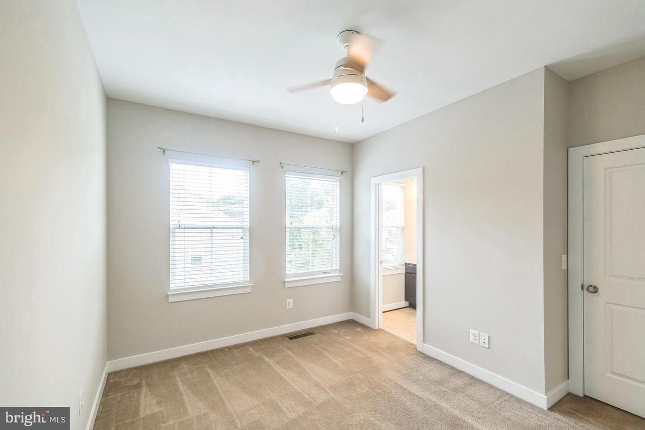 107 Magnes Pl Unit 704 - Photo 5 of 27