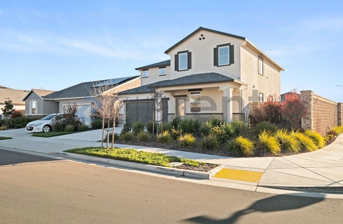 10512 Santana Ln - Photo 2 of 34