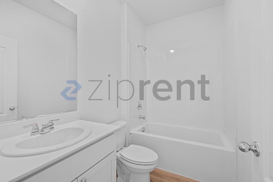 10512 Santana Ln - Photo 7 of 34