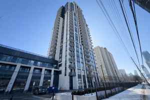featured image of 202 Burnhamthorpe Rd E #802