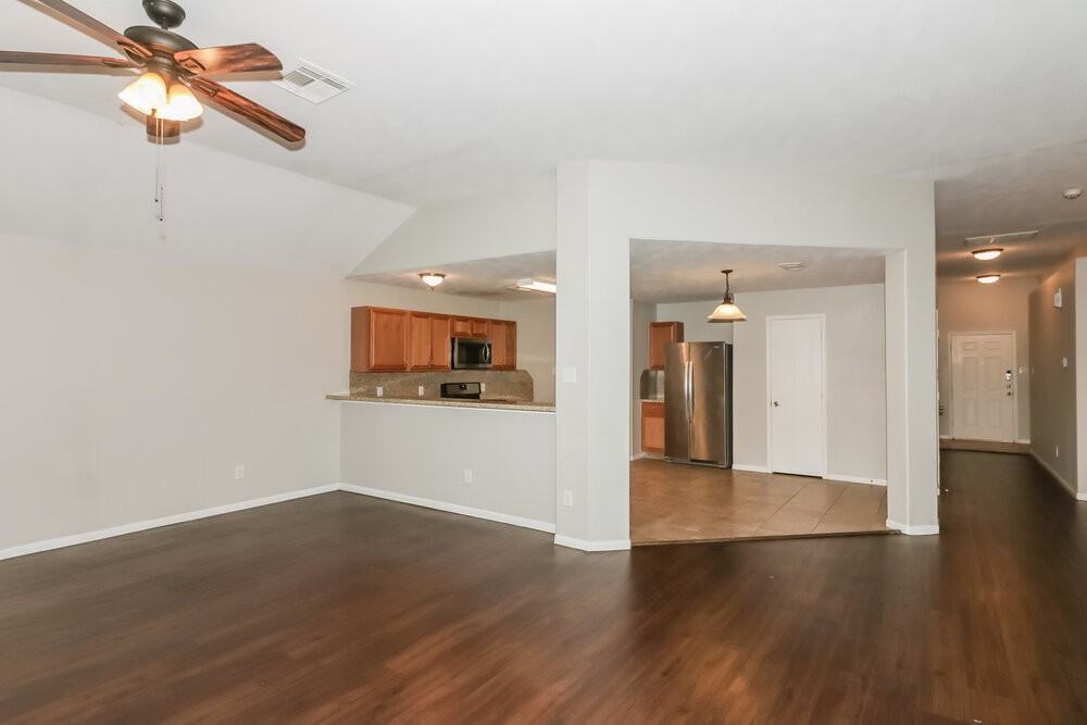 18411 Atascocita Meadows Dr - Photo 3 of 16