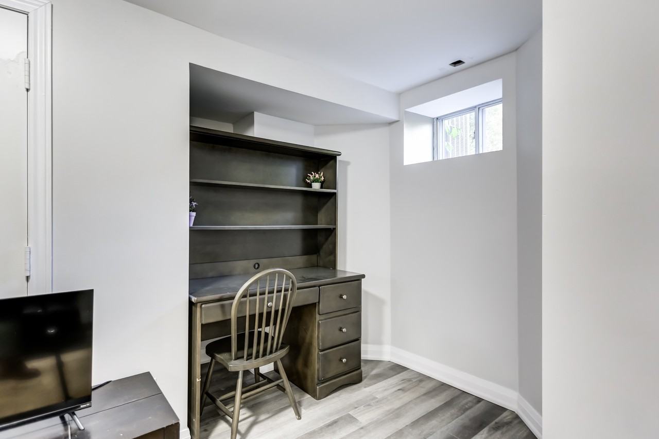 Shaw Street - Photo 4 of 14