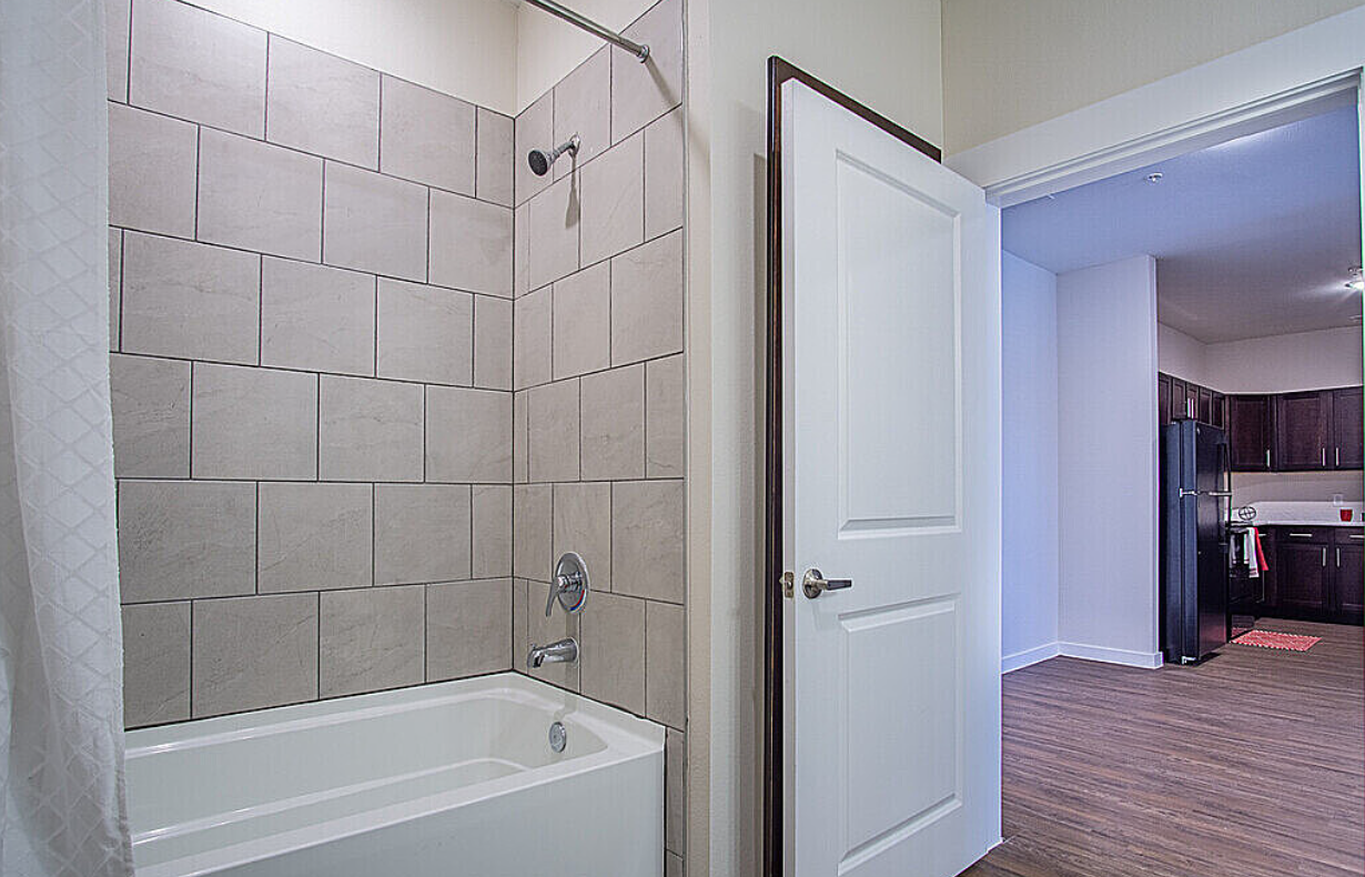 2505 K Avenue - Photo 5 of 10