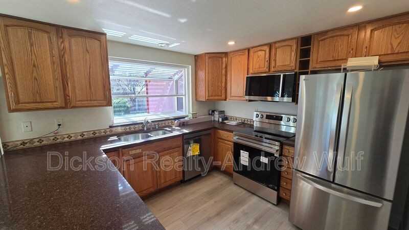 5212 Sierra Highlands Ct - Photo 3 of 23