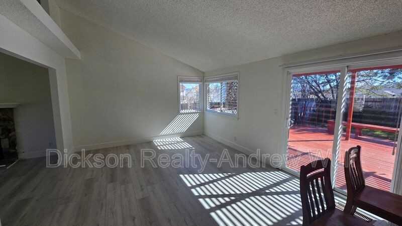 5212 Sierra Highlands Ct - Photo 6 of 23