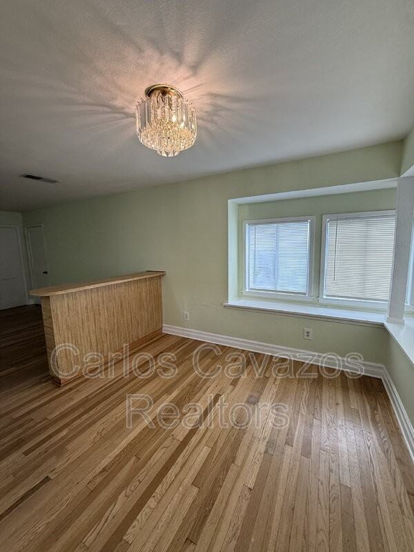 2515 Anzio Dr - Photo 5 of 18