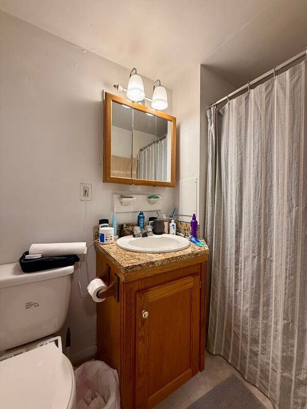 1409 Charles St #5 - Photo 6 of 9