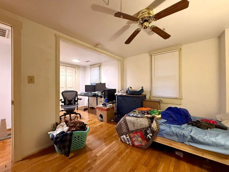 1409 Charles St #5 - Photo 7 of 9