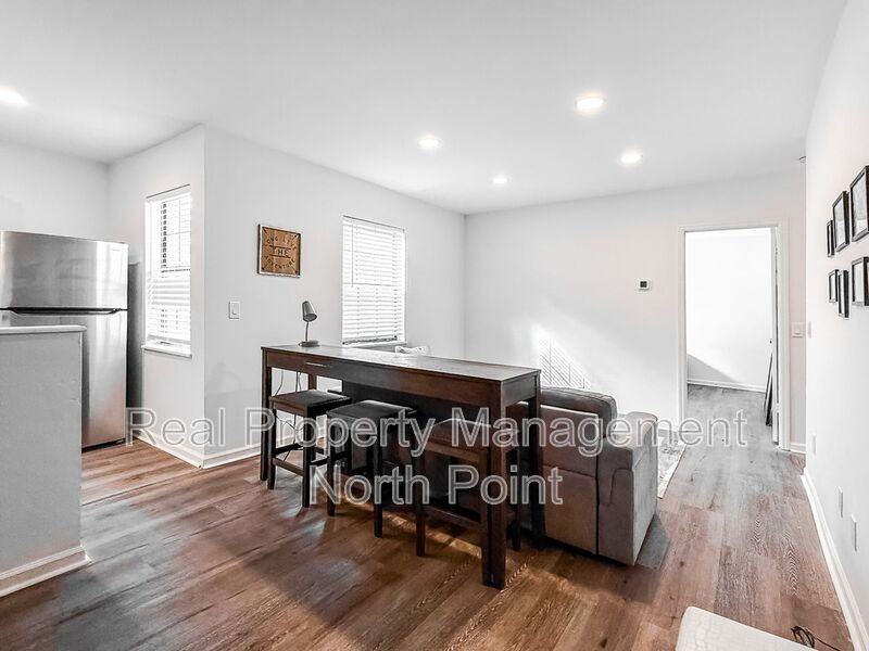 515 Lynch Ave Nw #A2 - Photo 6 of 15