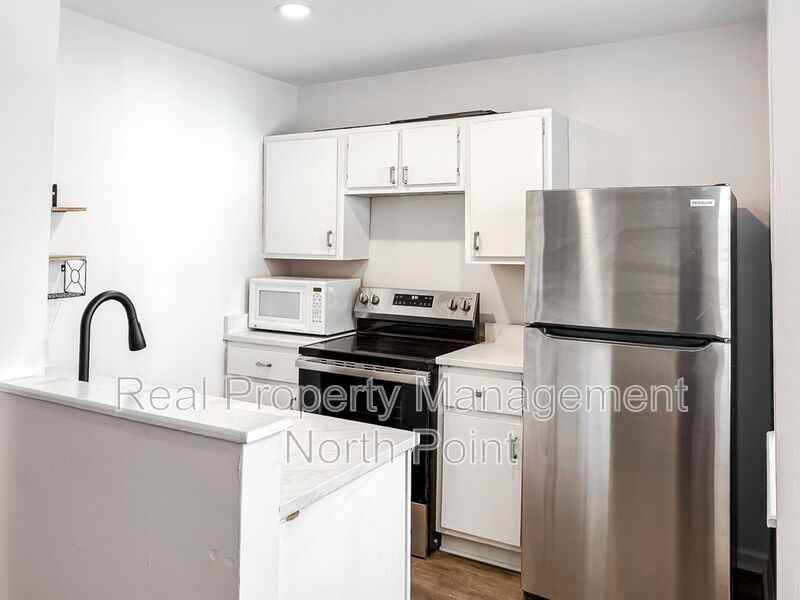 515 Lynch Ave Nw #A2 - Photo 7 of 15