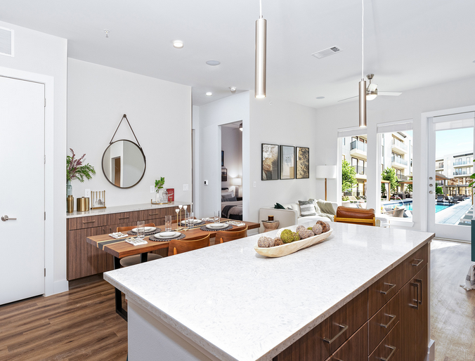 1005 11th Street - Photo 5 of 12