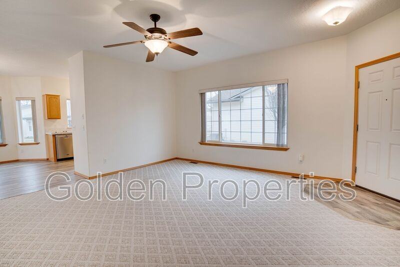 503 E Whitewater Ln - Photo 5 of 24