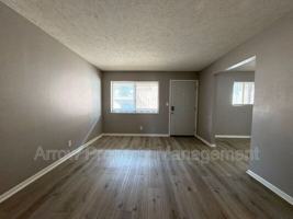featured image of 922 A St #4