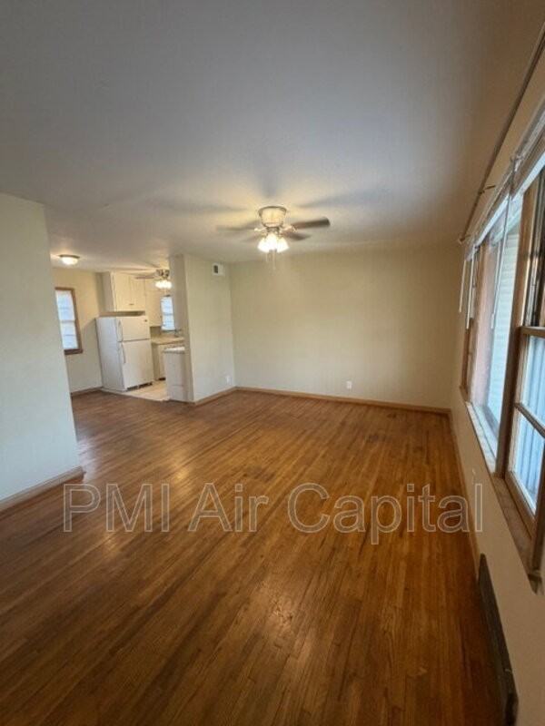 1615 W Haskell St - Photo 2 of 14