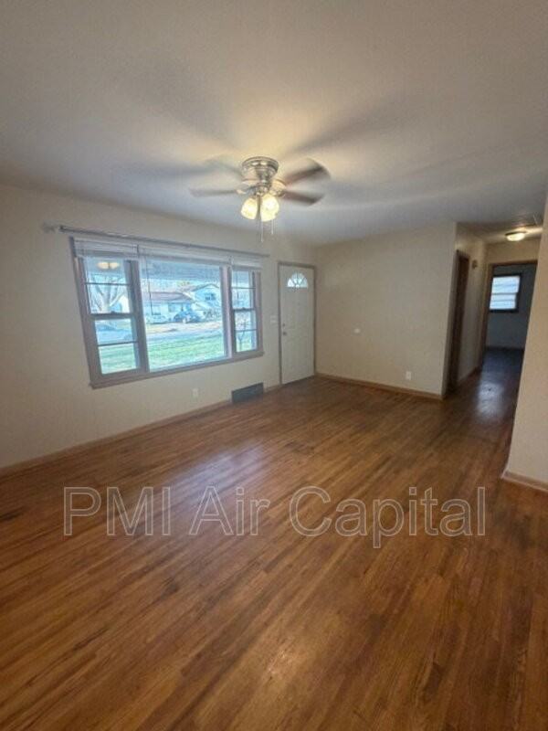 1615 W Haskell St - Photo 3 of 14