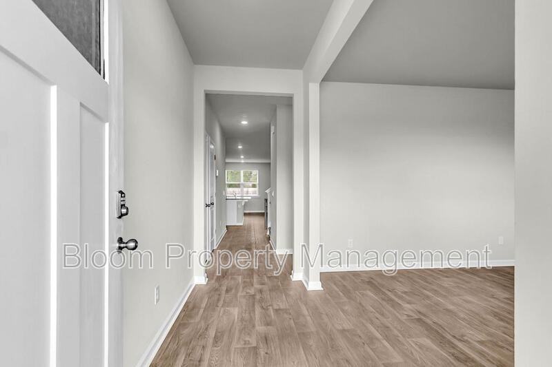 205 Maple Hill Dr - Photo 3 of 50