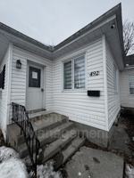 featured image of 492 King George St #UPPER