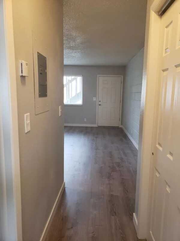 2229 Collyer St #2 - Photo 6 of 9