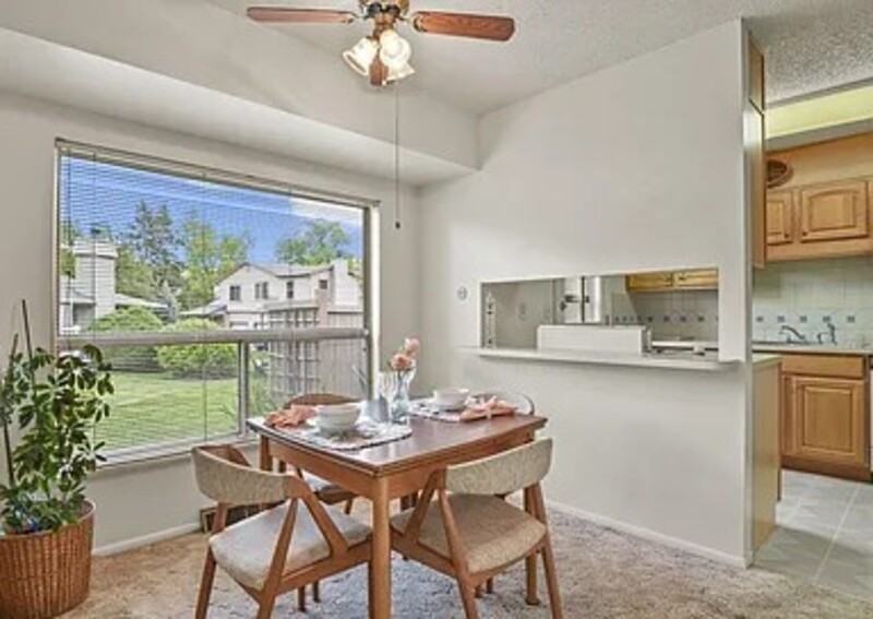 1708 S Lee St - Photo 6 of 15