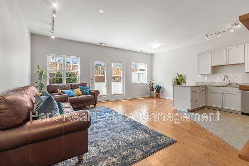 285 Plaza Dr #B - Photo 4 of 26