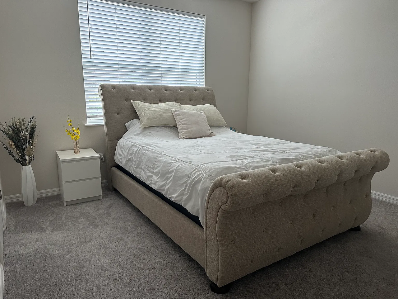 2984 Mearshire Drive - Photo 3 of 14