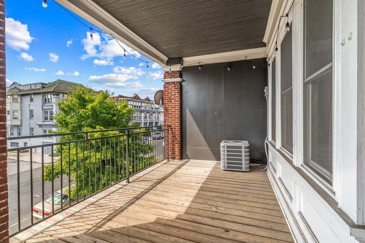 4821 Walnut Street (Lease Only) - Photo 2 of 22