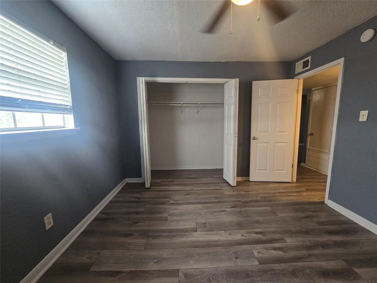 2311 71st Street - Photo 5 of 20