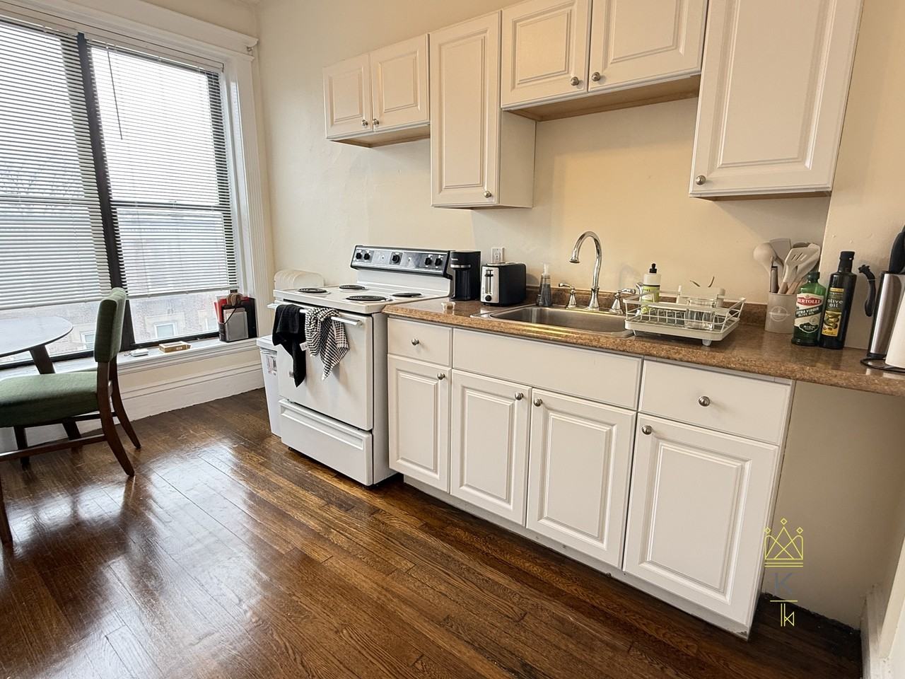 1963 Commonwealth Ave #7 - Photo 6 of 11