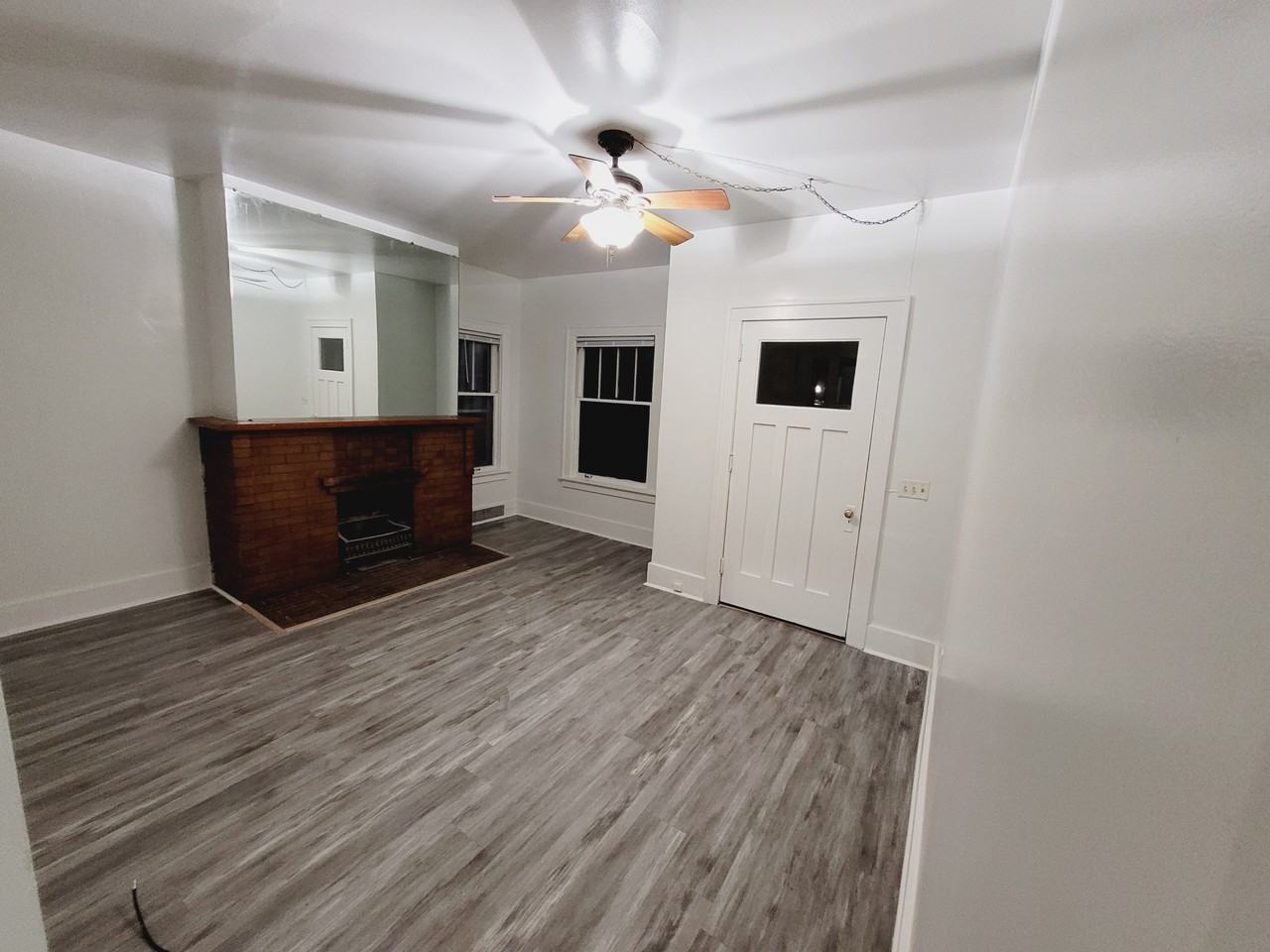 223 W Dutton St #1 - Photo 2 of 6