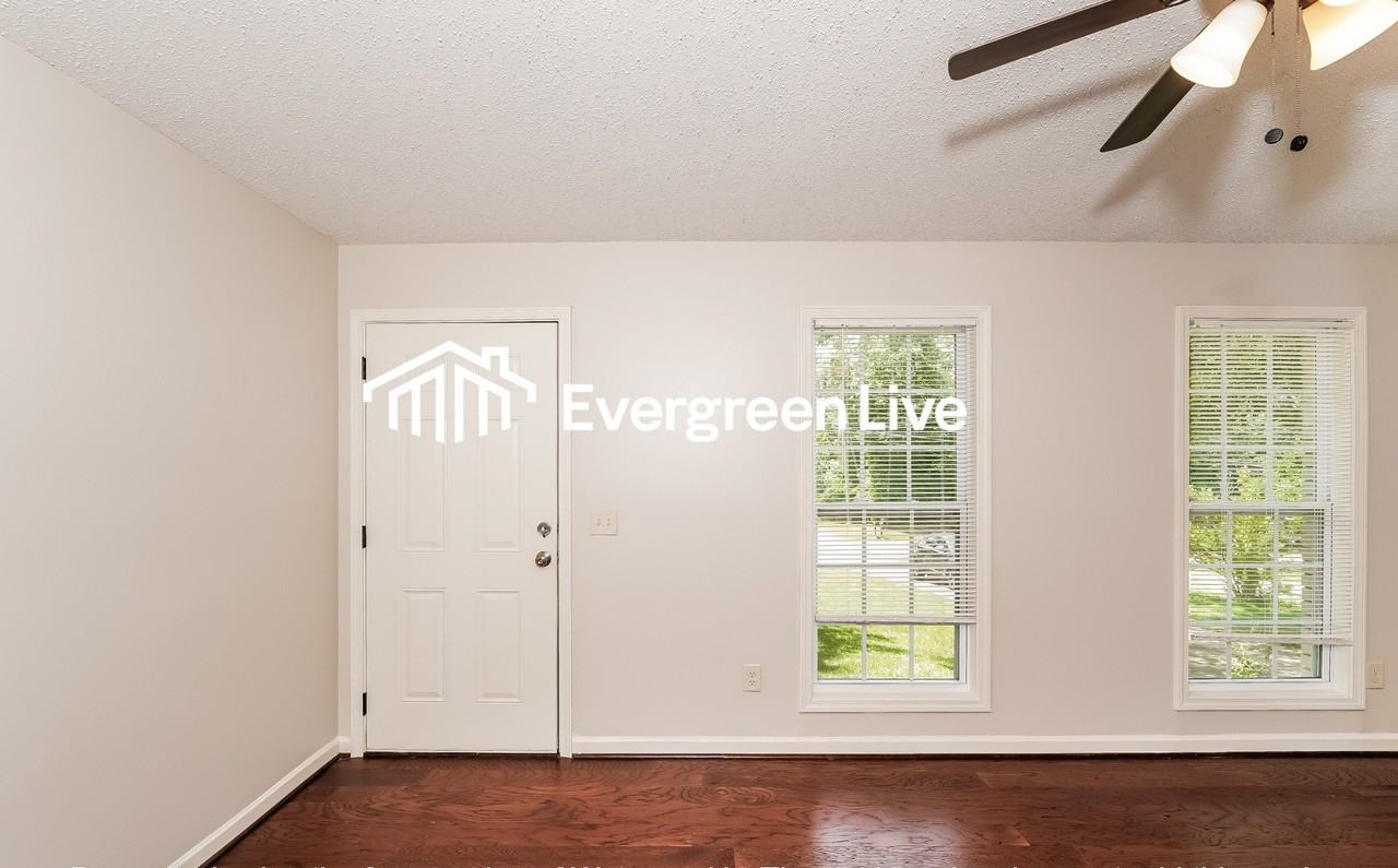 5320 Dewey Heights Rd - Photo 3 of 15