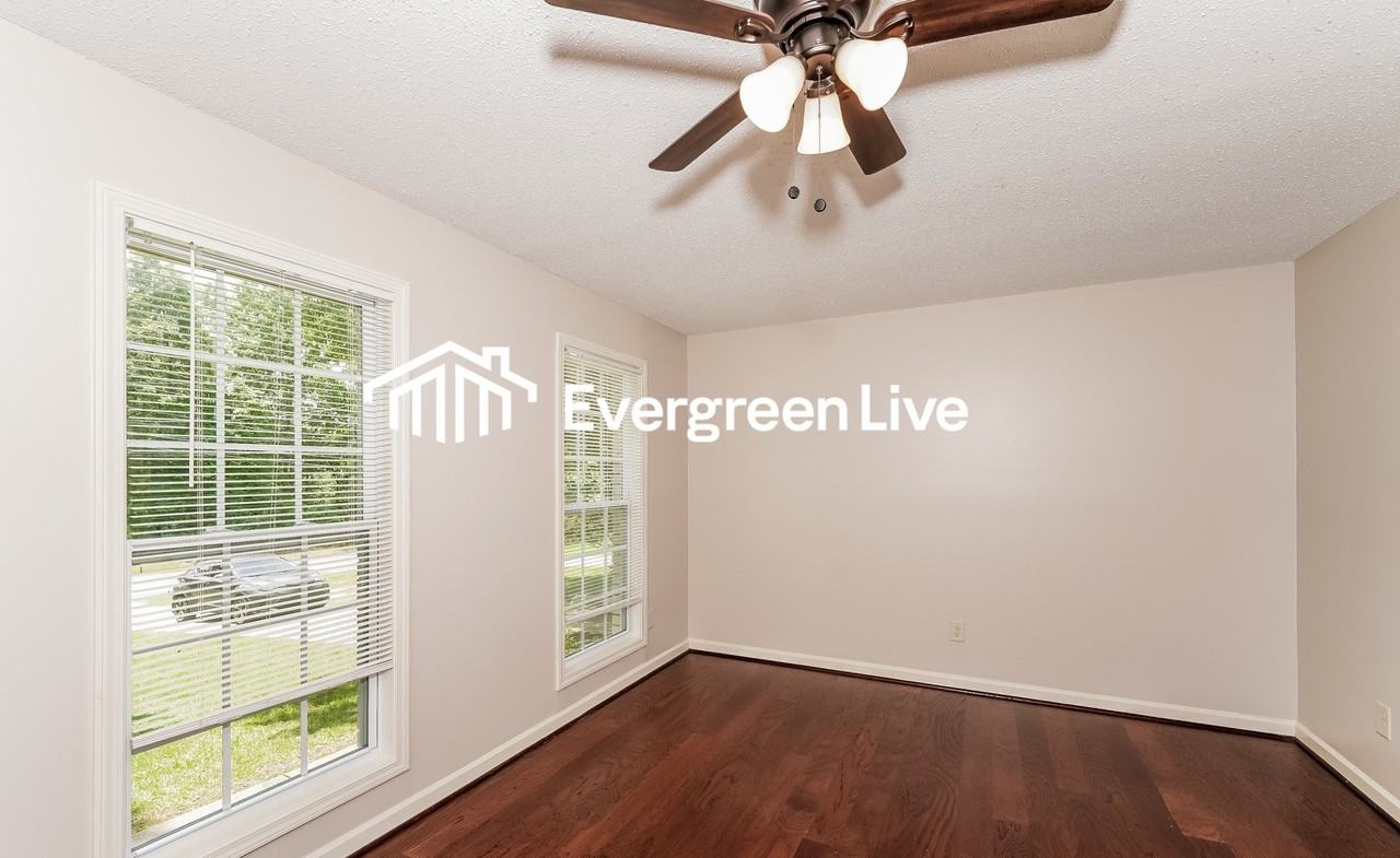 5320 Dewey Heights Rd - Photo 4 of 15