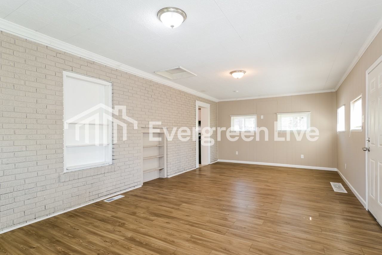 8970 Burton Ave - Photo 3 of 15