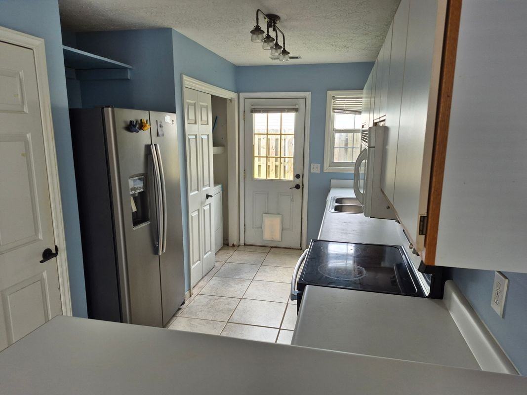 4303 Jasmine Cove Way - Photo 5 of 28