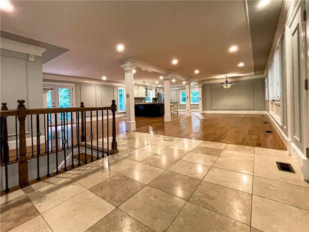 3115 Brookview Rd Se - Photo 7 of 50