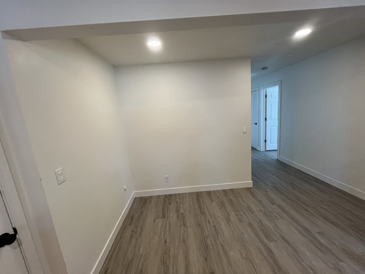 2760 29th Avenue - Photo 6 of 8